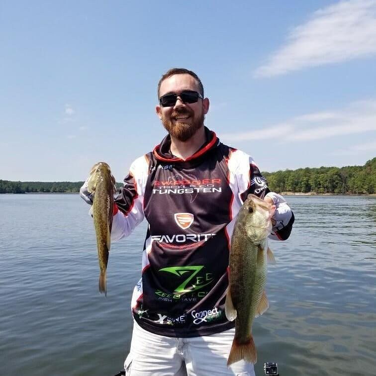 E3C27A84-1C9B-4C0E-940A-84F2201C0DB1