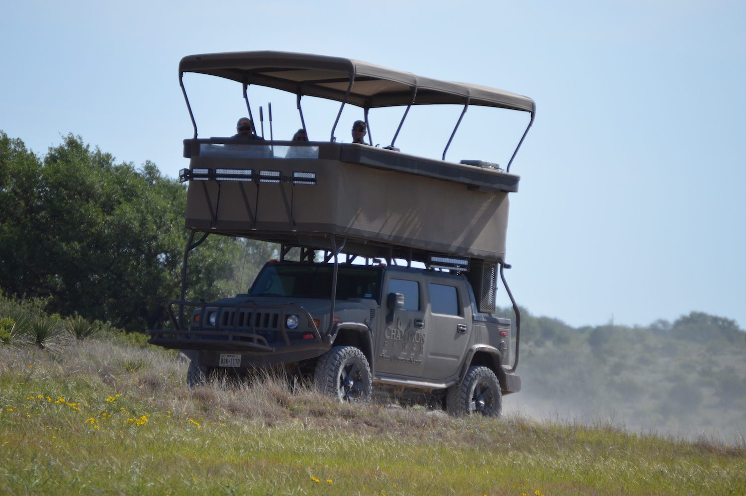 Safari-Hummer-on-the-Champion-Ranch