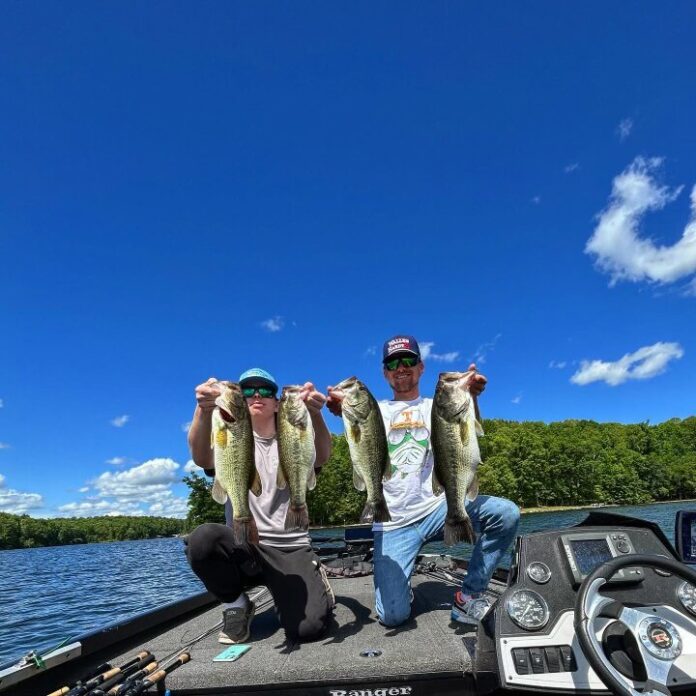 8F88121F-6A58-4344-9E4D-028E986423ED