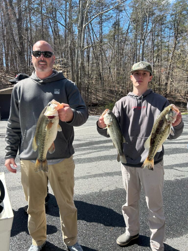 Daniel & Andrew Andrew Reynolds Win BigMouth Bassmasters