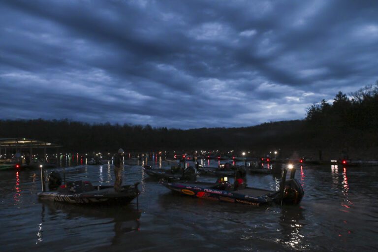 Day 2 of Bassmaster Open at Norfork Lake postponed, full field fishes Saturday