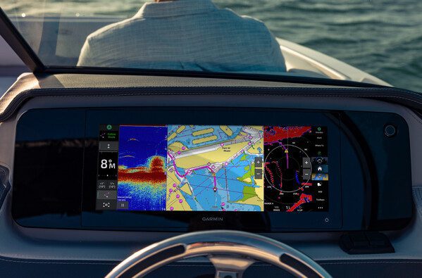 Garmin debuts the GPSMAP 15x3 chartplotter